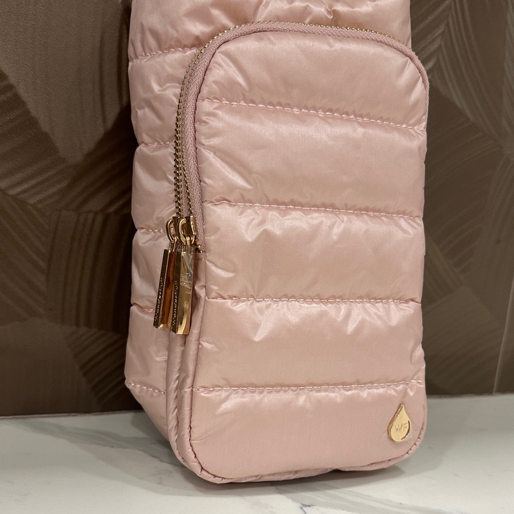 WanderFull Blush HydroBag - Picture 2 of 8